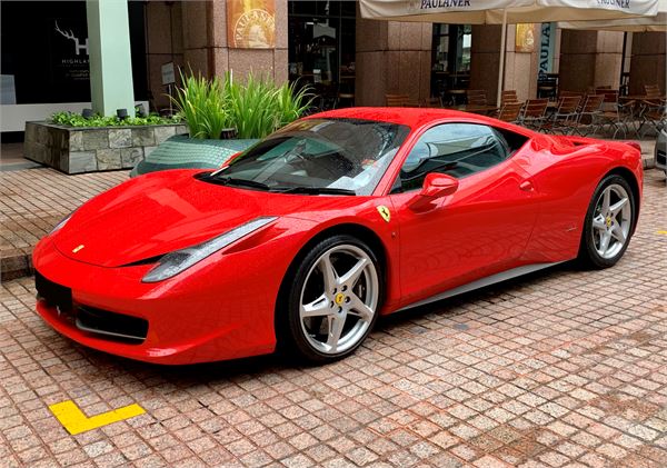 The Ferrari Mid-Engined Bloodline &mdash; photo 9 of 12