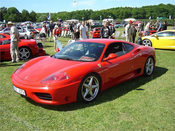 The Ferrari Mid-Engined Bloodline &mdash; photo 7 of 12