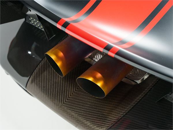 2015 McLaren P1 Lanzante GTR in Black/Red - exterior photo 21