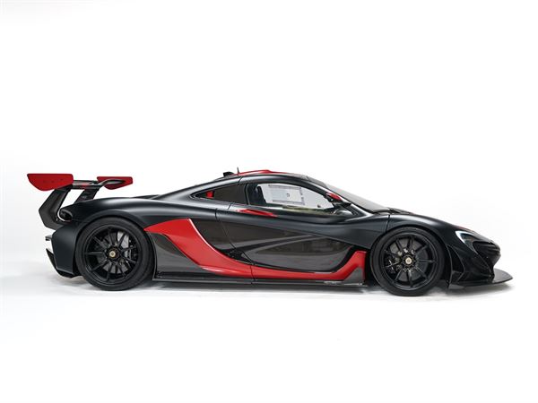 2015 McLaren P1 Lanzante GTR in Black/Red - exterior photo 3