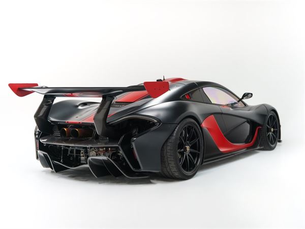 2015 McLaren P1 Lanzante GTR in Black/Red - exterior photo 4