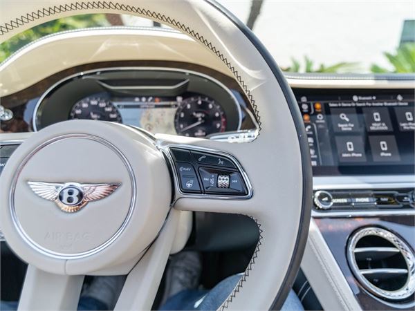 2023 Bentley Continental GTC Speed in Onyx - interior photo 20