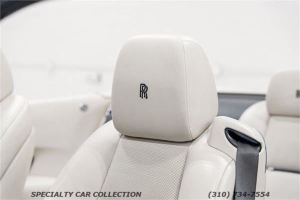 2017 Rolls-Royce Dawn in Diamond Black/Silver - interior photo 11