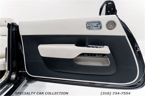 2017 Rolls-Royce Dawn in Diamond Black/Silver - interior photo 14