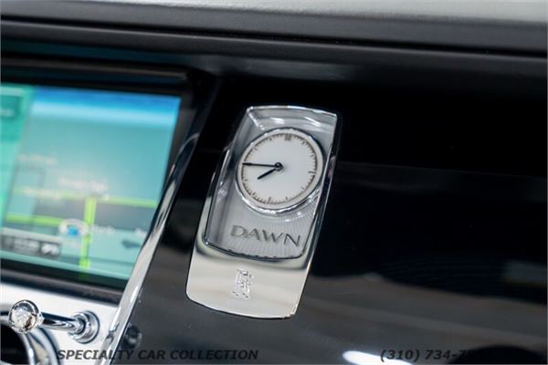 2017 Rolls-Royce Dawn in Diamond Black/Silver - interior photo 24