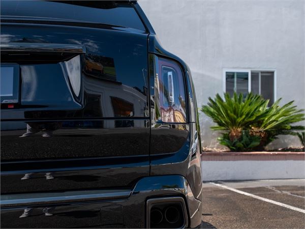 2025 Rolls-Royce Cullinan Black Badge in Black - exterior photo 16