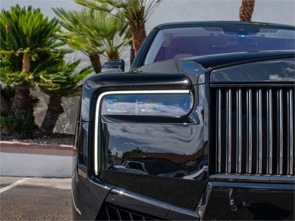 2025 Rolls-Royce Cullinan Black Badge in Black - exterior photo 12