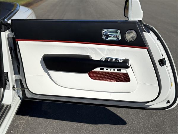 2018 Rolls-Royce Dawn Inspired By Fashion in Andalusian White - interior photo 17