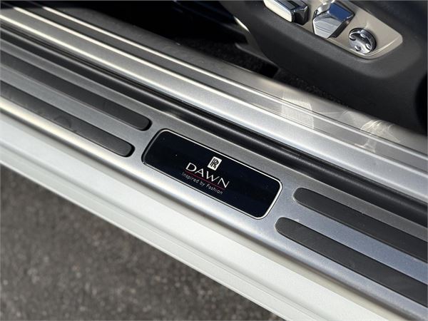 2018 Rolls-Royce Dawn Inspired By Fashion in Andalusian White - interior photo 19