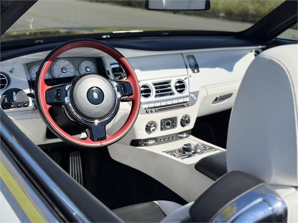 2018 Rolls-Royce Dawn Inspired By Fashion in Andalusian White - interior photo 22