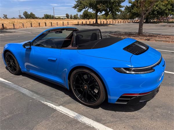 2022 Porsche 911 GTS Cabriolet in Blue - exterior photo 6