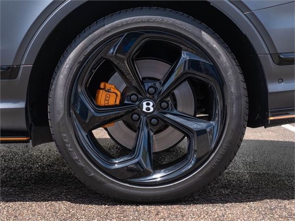 2025 Bentley Bentayga V8 Black Edition in Anthracite Satin - exterior photo 9
