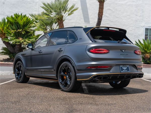 2025 Bentley Bentayga V8 Black Edition in Anthracite Satin - exterior photo 3