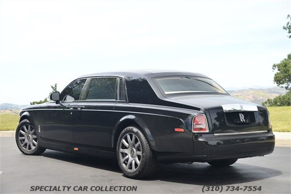 2017 Rolls-Royce Phantom EWB in Black - exterior photo 12