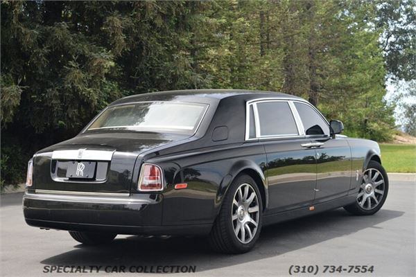 2017 Rolls-Royce Phantom EWB in Black - exterior photo 10