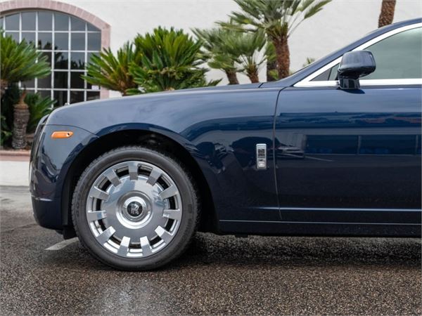 2013 Rolls-Royce Ghost in Midnight Sapphire - exterior photo 7