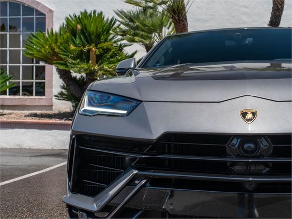 2024 Lamborghini Urus Performante in Grigio Keres Metallic - exterior photo 12