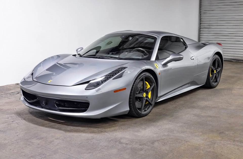 2014 Ferrari 458 Spider in Titanium - exterior photo 1