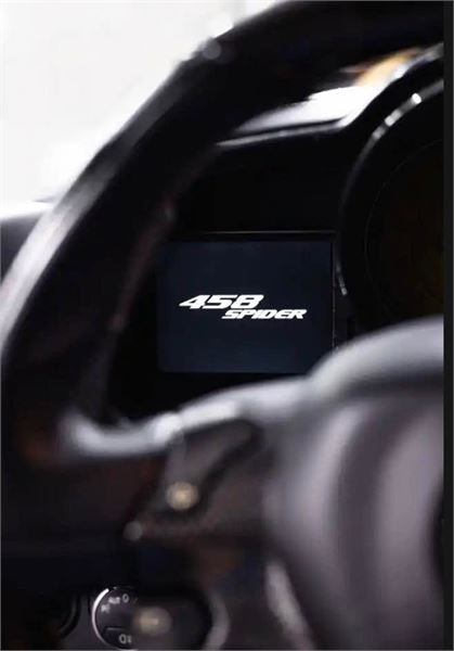 2014 Ferrari 458 Spider in Titanium - interior photo 13