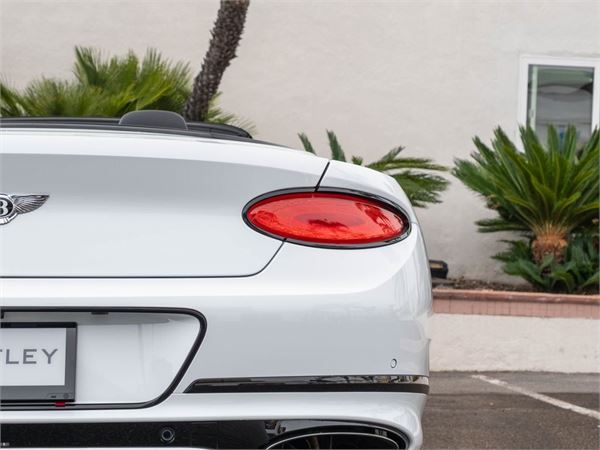 2024 Bentley Continental GTC Speed in Arctica by Mulliner - exterior photo 17
