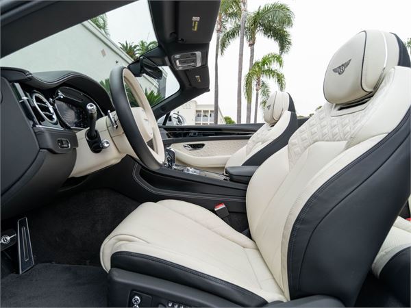 2024 Bentley Continental GTC Speed in Arctica by Mulliner - interior photo 24