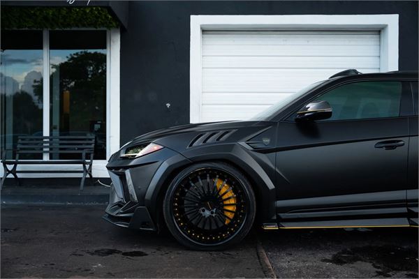 2021 Lamborghini Urus Mansory in Black - exterior photo 11