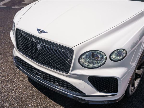 2025 Bentley Bentayga EWB in Glacier White - exterior photo 8