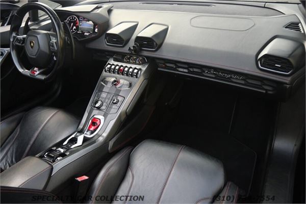 2017 Lamborghini Huracan Spyder in Nero Noctis - interior photo 16