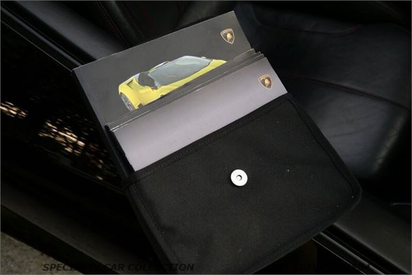 2017 Lamborghini Huracan Spyder in Nero Noctis - detail photo 22