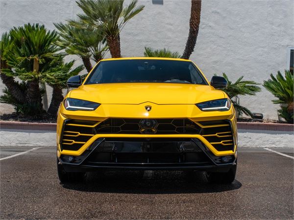 2021 Lamborghini Urus in Giallo Inti Pearl - exterior photo 6
