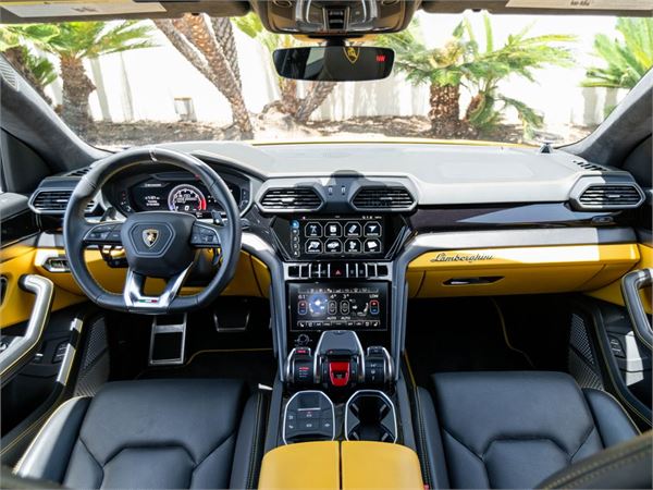 2021 Lamborghini Urus in Giallo Inti Pearl - interior photo 17