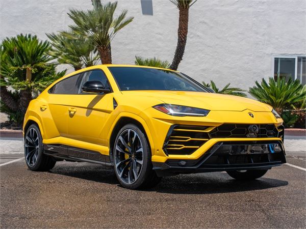 2021 Lamborghini Urus in Giallo Inti Pearl - exterior photo 13