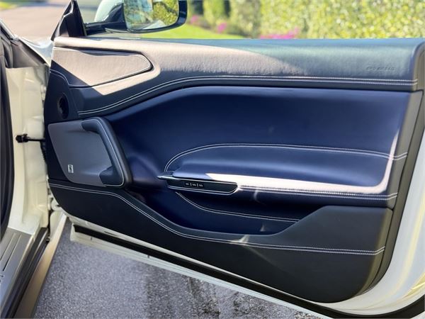 2017 Ferrari GTC4 Lusso in Bianco Italia - interior photo 23
