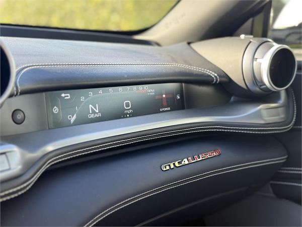 2017 Ferrari GTC4 Lusso in Bianco Italia - interior photo 20