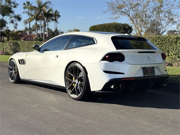 2017 Ferrari GTC4 Lusso in Bianco Italia - exterior photo 5