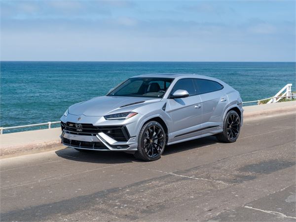 2024 Lamborghini Urus S in Grigio Nimbus Metallic - exterior photo 2