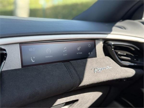 2024 Ferrari Roma in Grigio Silverstone Metallic - interior photo 24