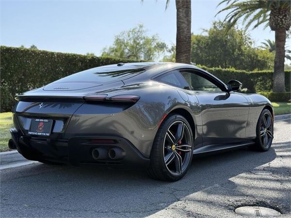 2024 Ferrari Roma in Grigio Silverstone Metallic - exterior photo 7
