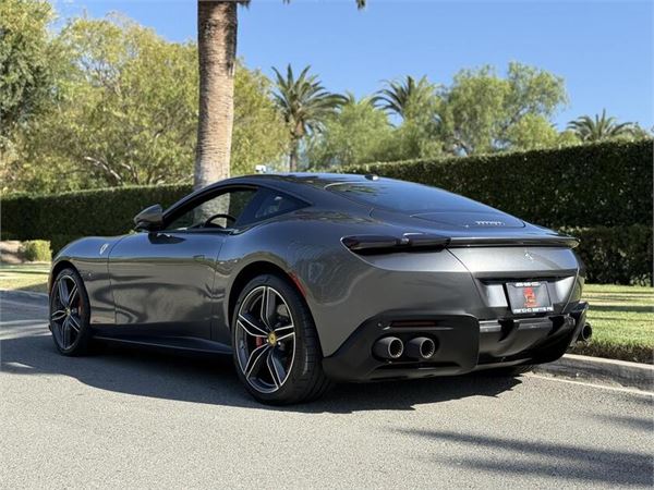 2024 Ferrari Roma in Grigio Silverstone Metallic - exterior photo 5