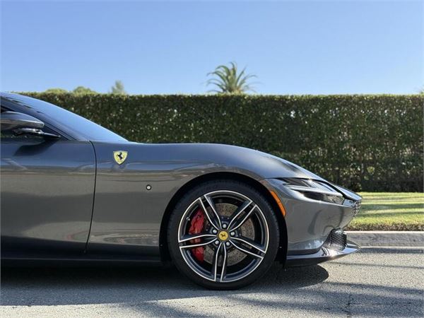 2024 Ferrari Roma in Grigio Silverstone Metallic - exterior photo 10