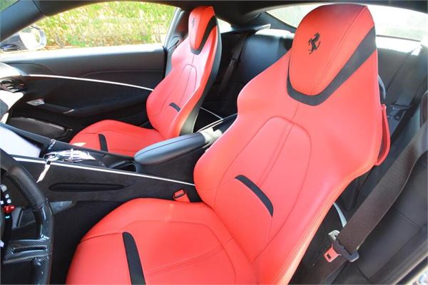 2024 Ferrari Roma in Grigio Silverstone Metallic - interior photo 19