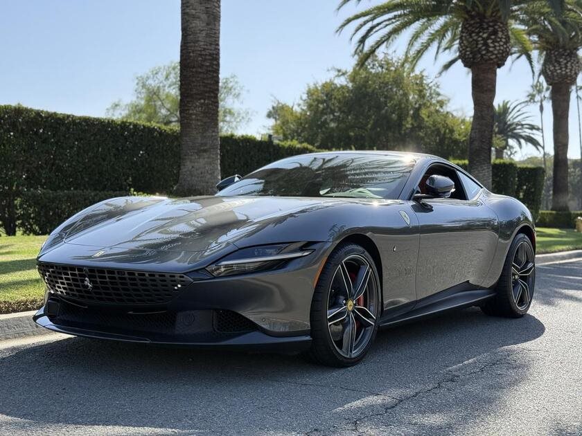 2024 Ferrari Roma in Grigio Silverstone Metallic - exterior photo 1