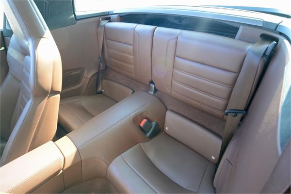 2021 Porsche 911 Targa 4S in GT Silver Metallic - interior photo 21