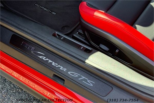 2026 Porsche 911 Carrera GTS in Guards Red - interior photo 20