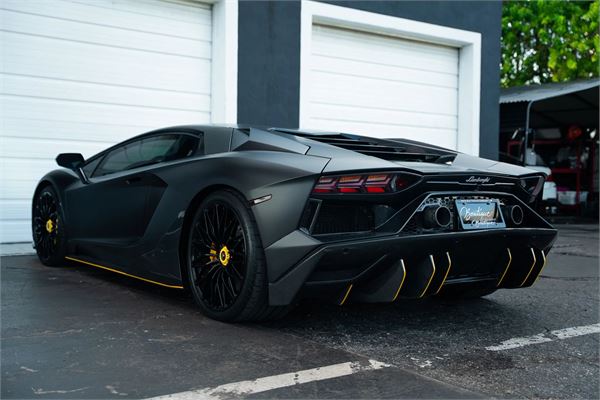 2018 Lamborghini Aventador S in Matte Black - exterior photo 6
