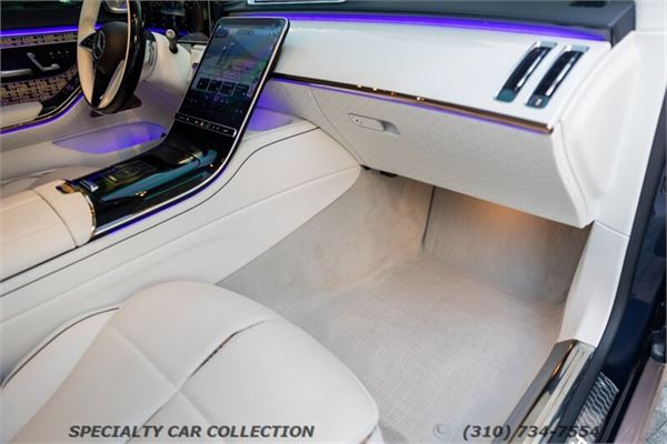 2023 Maybach S 680 Haute Voiture in Gold - interior photo 23