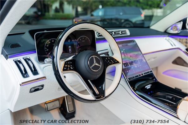 2023 Maybach S 680 Haute Voiture in Gold - interior photo 18