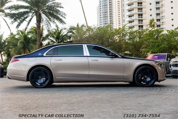 2023 Maybach S 680 Haute Voiture in Gold - exterior photo 7