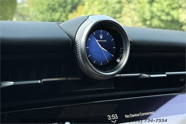 2024 Maserati GranTurismo in Blu Emozione - interior photo 23