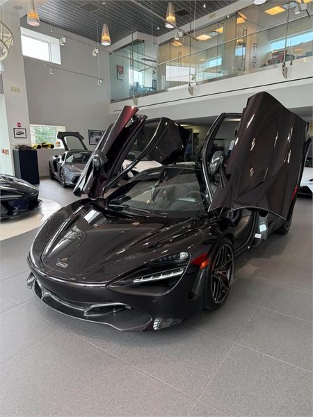 2018 McLaren 720S in Quartz - exterior photo 14